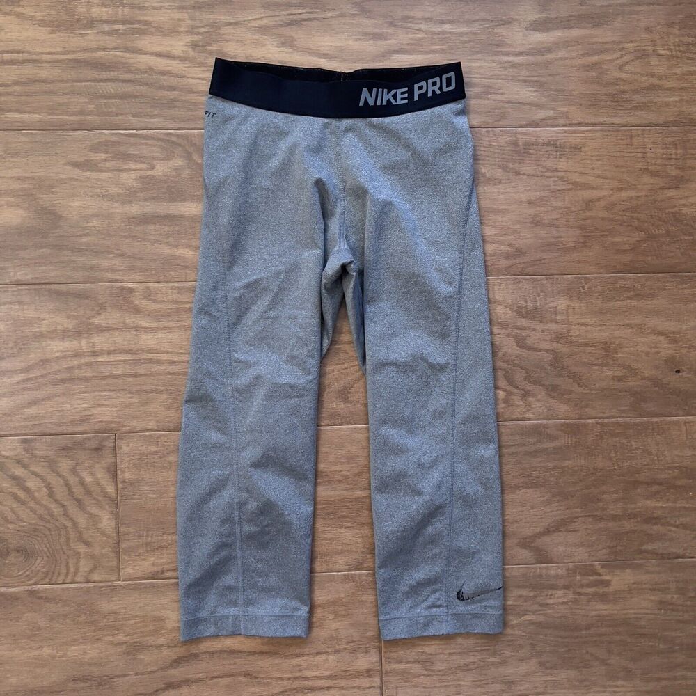 Nike Pro Capris Leggings Size XS Dri-Fit Training Compression Gray/Black